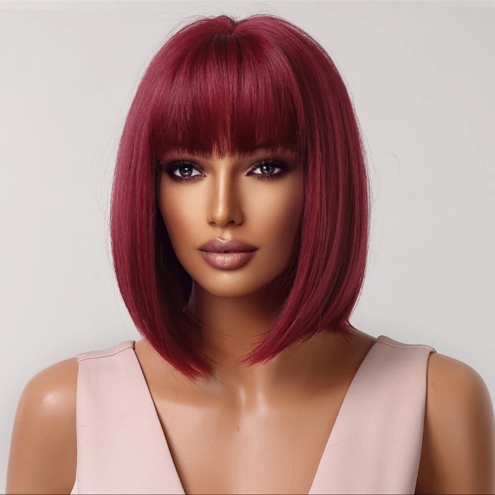 RED wig - Picture 2 of 8